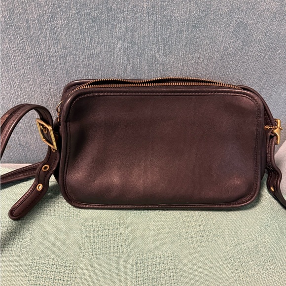Coach vintage black Leather Crossbody Bag - Picture 4 of 8
